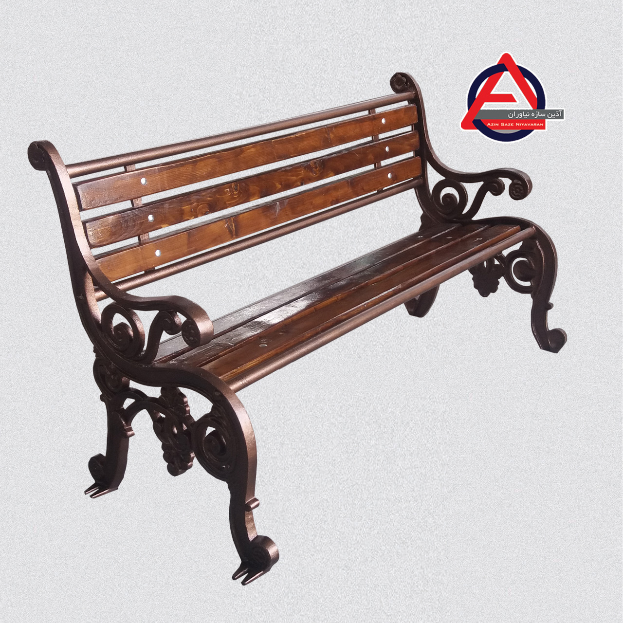 نیمکت چوب و فلز کد B32 مدل نیمکت چدن و چوب جنس پایه چدن وزن پایه ۴۷kg نشیمن و تکیه گاه چوب روسی ضخامت ۳.۵*۹*۱۵۰ وزن کل ۶۷kg ضخامت  لوله ی ۲.۵ ضخامت ۲mil رنگ الکترواستاتیک جوشکاری CO۲